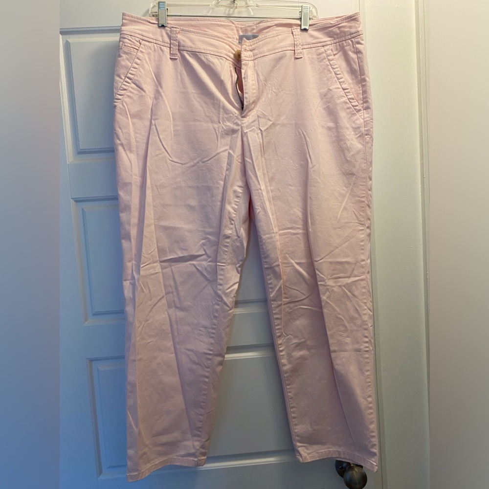 Liz Claiborne crop pants, size 16